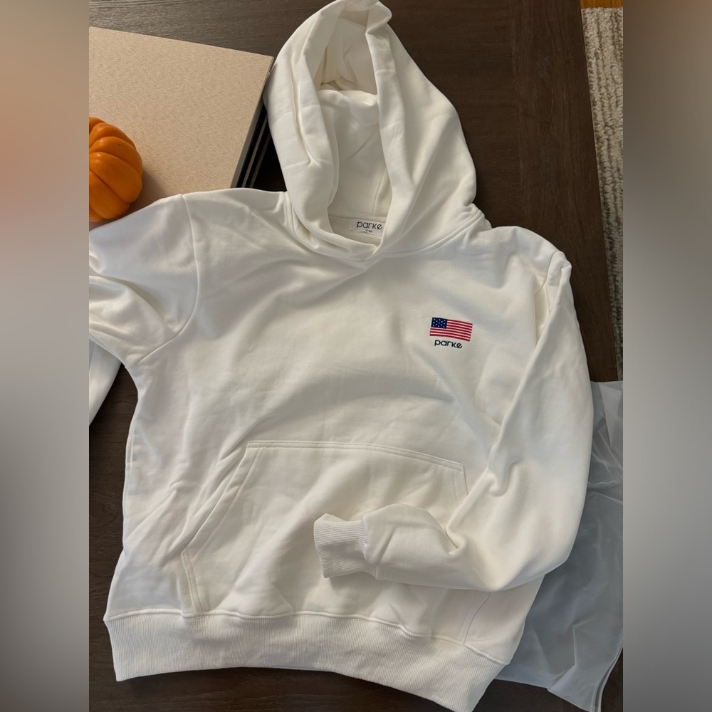Never worn parke hoodie